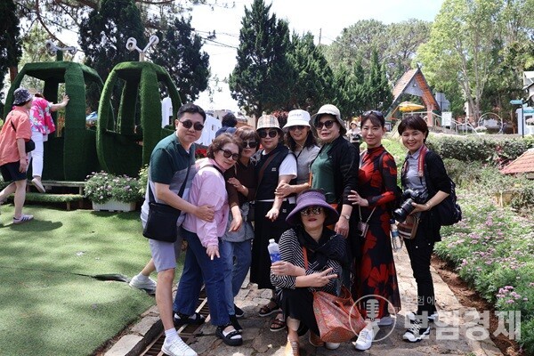 코어총괄본부는 해외연수를 통해 사기를 진작시키고 있다. 사진= 제공